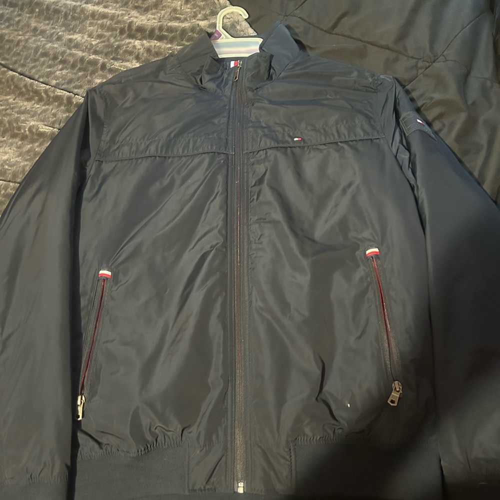 Tommy Hilfiger Men's Navy Windbreaker M